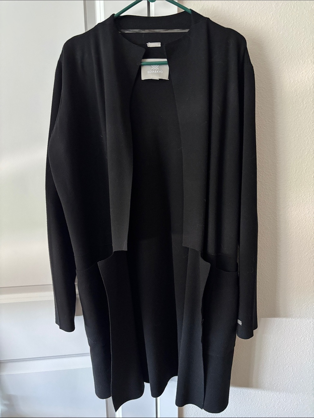 Soia & Kyo Black Open-Front Cardigan with Pockets
